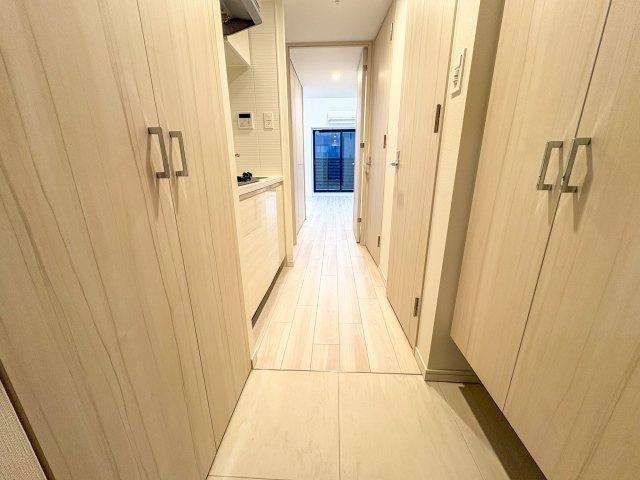 S-RESIDENCE難波大国町Deuxの玄関