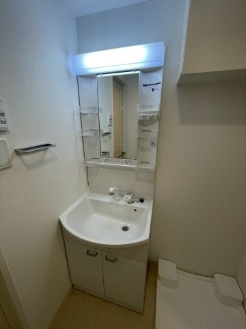 葛飾区金町４丁目の賃貸マンションの独立洗面台