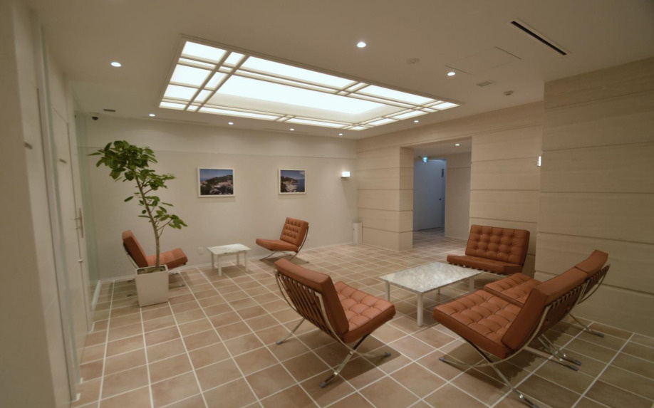 神田プラザビルのロビー