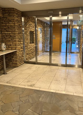 アルファホームズ新神楽坂アスティオンのロビー