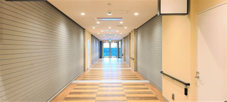 【その他】 | ザ・タワー十条 | クイーンズ伊勢丹が2階にございますのでお買い物も便利。