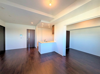 【居間・リビング】 | ザ・タワー十条 | リビングダイニング約10帖。