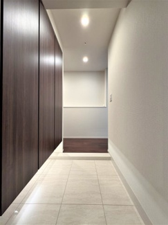 【浴室】 | ザ・タワー十条 | ミストサウナつきの広々としたバスルームです。