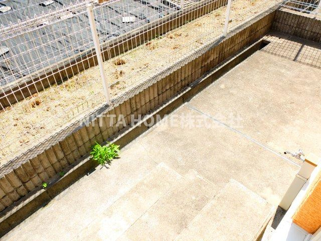 ベル　ファミーユⅠ　３番館の庭|専用庭付き（*^_^*）