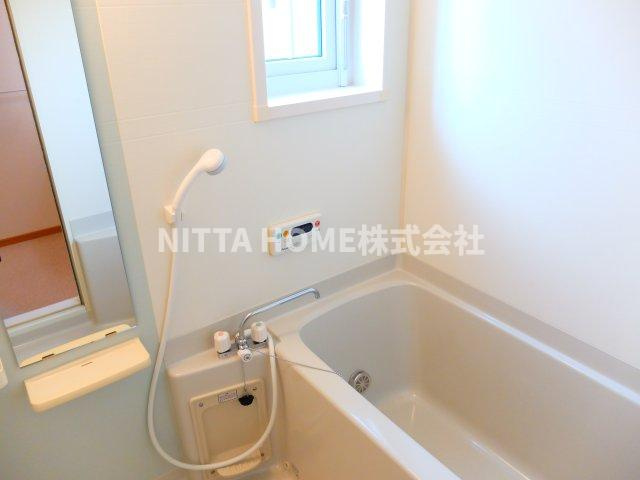 ベル　ファミーユⅠ　３番館の浴室|お風呂には追炊き＆浴室乾燥も付いています◎