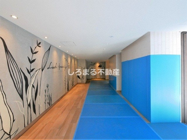 アーバネックス新町のロビー