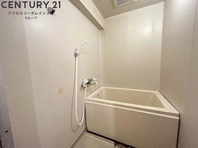 白基調のお風呂