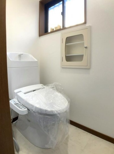 【中古】川越市南大塚リフォーム中古住宅のトイレ|トイレは1Fと2Fにあります！新品です！