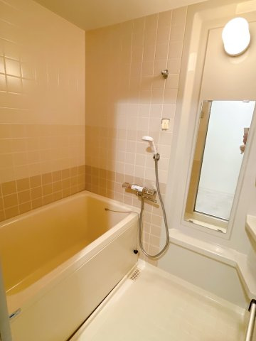 サーパス地吹園の浴室