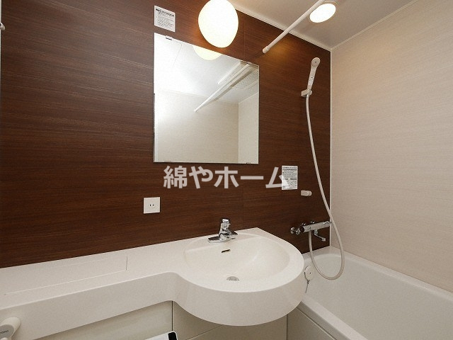 CLASS HILLS 難波南の洗面所|コンパクトで使いやすい洗面所