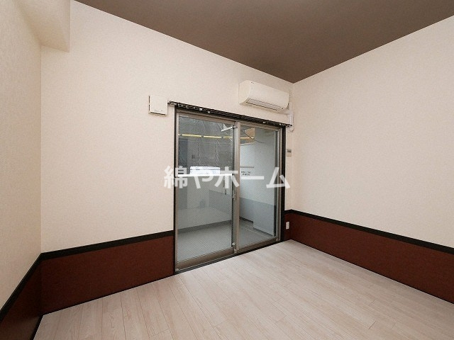 CLASS HILLS 難波南の居間・リビング|こちらのリビングで趣味の時間をお楽しみください