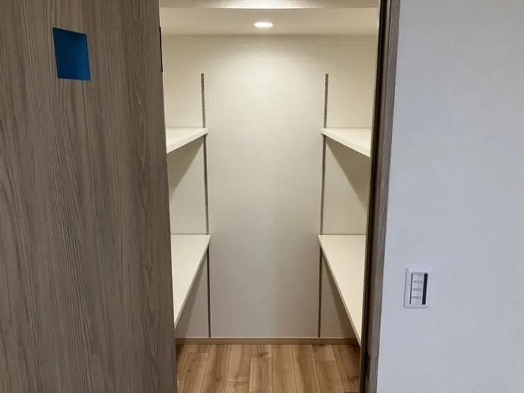 【仲介手数料無料／千種区】名古屋市千種区　グランドメゾン茶屋が坂　1402号の収納