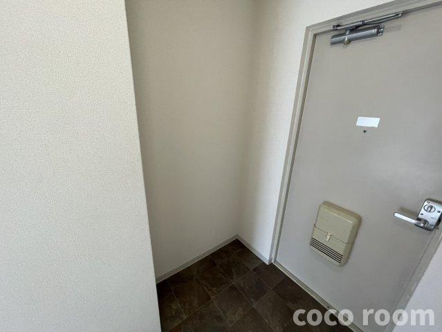 ドエル川村の設備