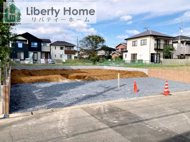 第1阿見町実穀　新築戸建の前面道路含む現地写真