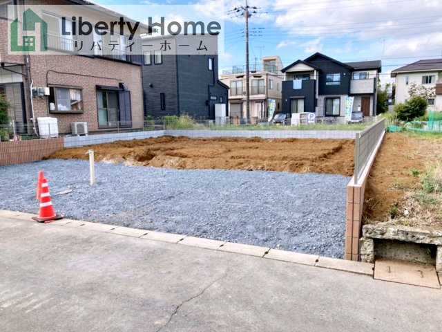 第1阿見町実穀　新築戸建の前面道路含む現地写真