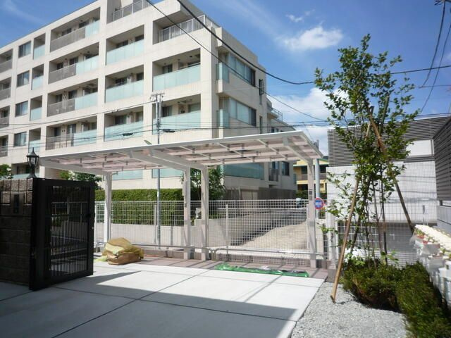 ＶＩＶＲＥ　ＴＳＵＪＩのロビー