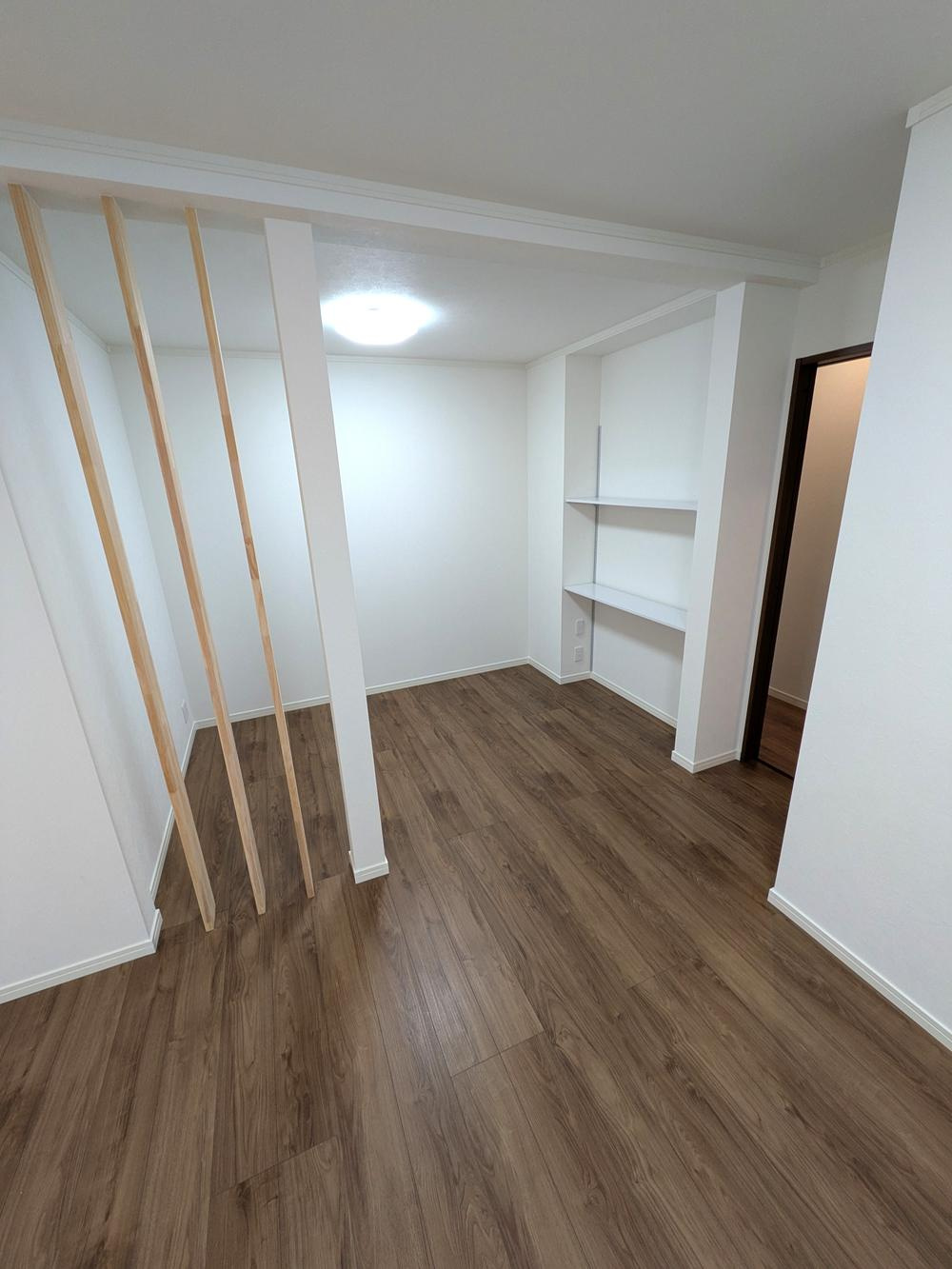 東船橋2丁目　中古一戸建ての居間・リビング|LDK12.0帖
■物件内覧・資金計画相談・住宅ローン相談、リフォーム相談、お問合せ受付中■
※当日・翌日のご内覧、ご相談はお電話でのお問合せがスムーズです！