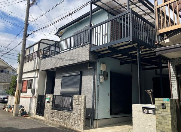 東船橋2丁目　中古一戸建ての外観|新しい生活にいかがでしょうか？外観はお住まいの顔になります。こだわりたいポイントですね。外壁塗装や屋根塗装のご相談も承っております。
■現地内覧・資金計画相談・住宅ローン相談もお問合せ受付中■