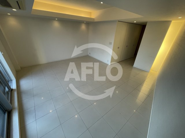 ザ・タワー大阪レジデンスの居間・リビング|ザ・タワー大阪レジデンス　洋室