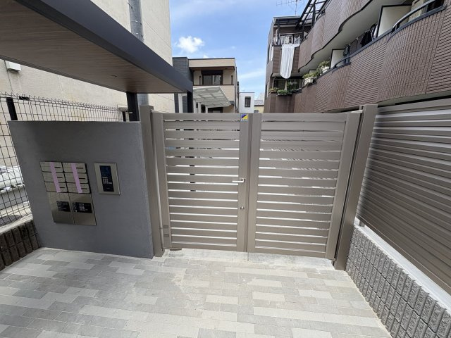 ＰａｒｋＢｅａｒ四谷三丁目のエントランス