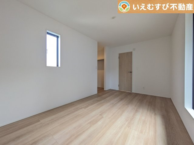 GRAFARE　羽生市中岩瀬の洋室