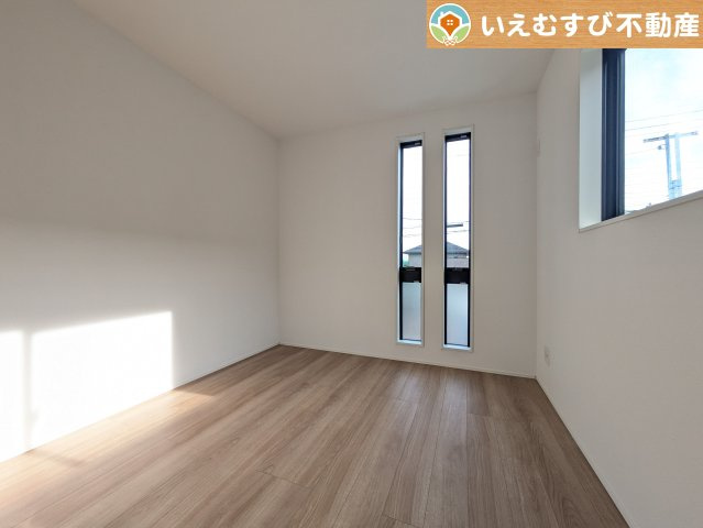 GRAFARE　羽生市中岩瀬の洋室