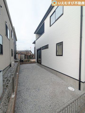 GRAFARE　熊谷市上之3期の庭|ガーデニングが楽しめそう
季節の草花で彩りを！ガーデニングで緑あふれる景色を作るのも楽しみ♪