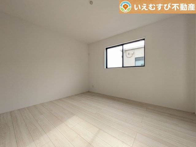 GRAFARE　熊谷市上之3期の洋室