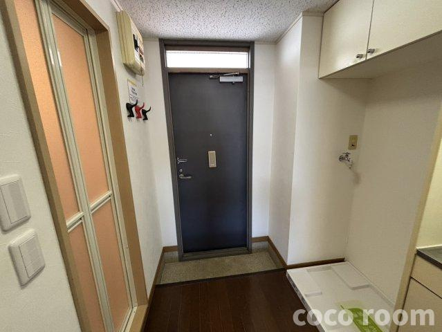 ガーデン焼津の玄関