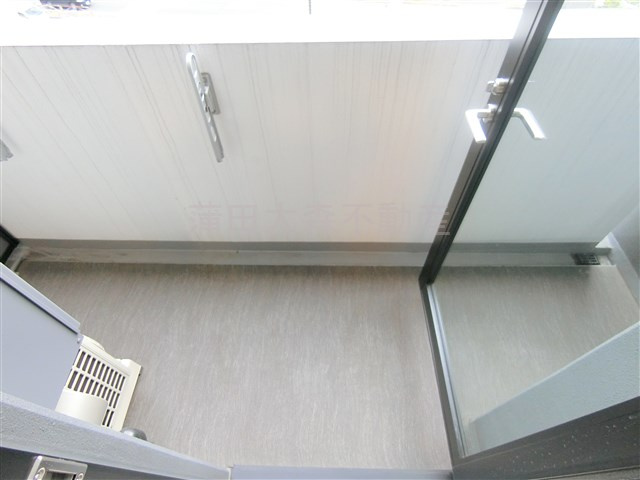 アークマーク大森町アジールコートのバルコニー