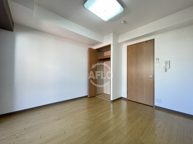 レインボーコート立売堀の居間・リビング|レインボーコート立売堀　洋室