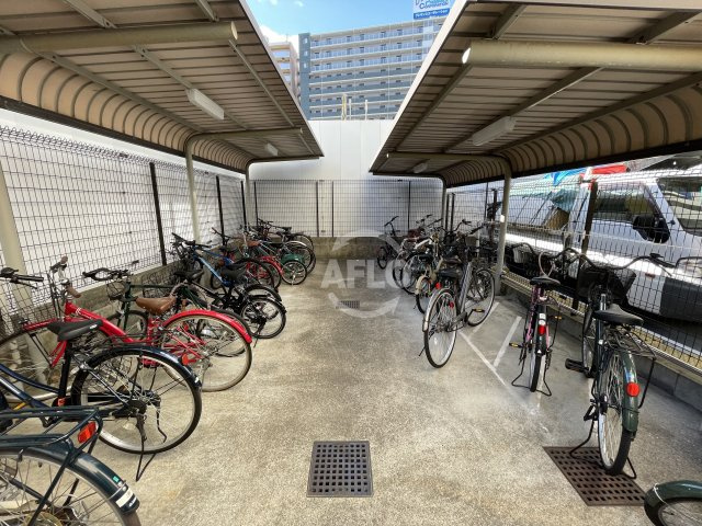 レインボーコート立売堀のその他共用部分|レインボーコート立売堀　駐輪場