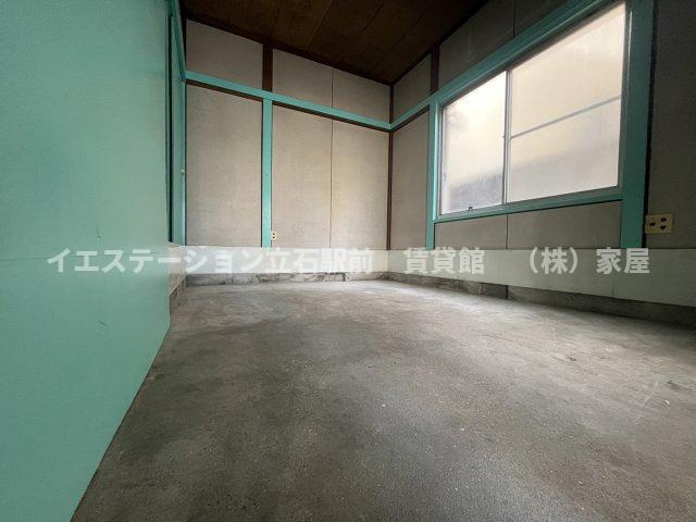 菅谷倉庫の居間・リビング