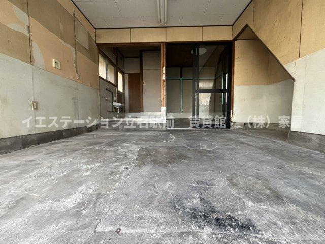 菅谷倉庫の居間・リビング