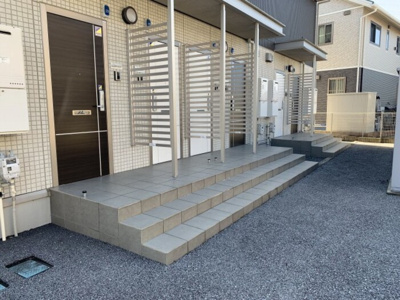 【エントランス】 | ラ･ルーチェ