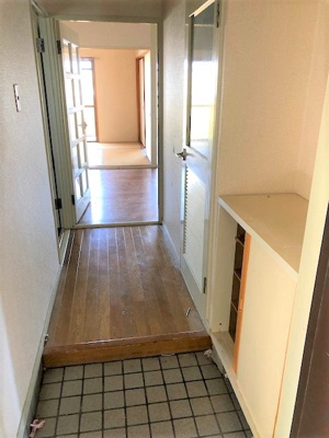 【玄関】 | ハイツ大杉 | ※イメージ　同物件・別号室の写真