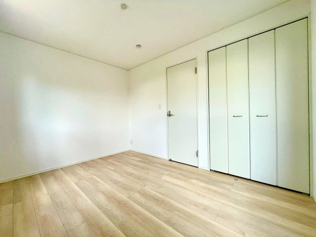 (同仕様写真)スタンダードな洋室です