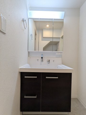 ソラシアレジデンス学芸大学Ⅱの洗面所|広い洗面スペース