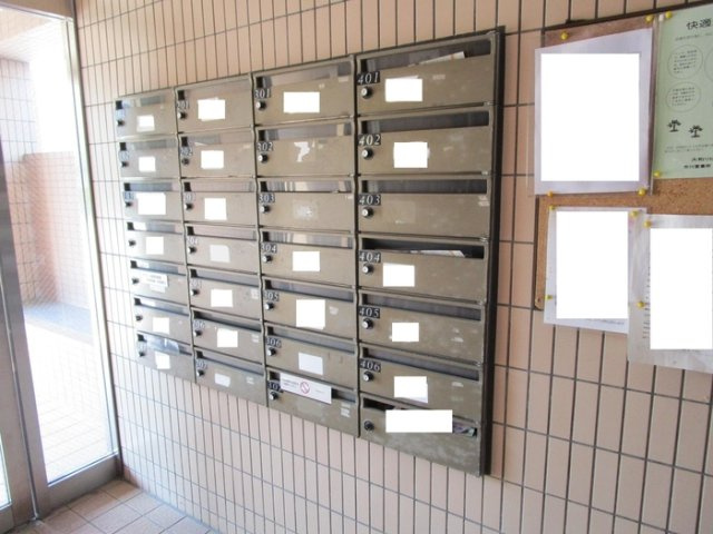 フロントアイランドハイツのロビー