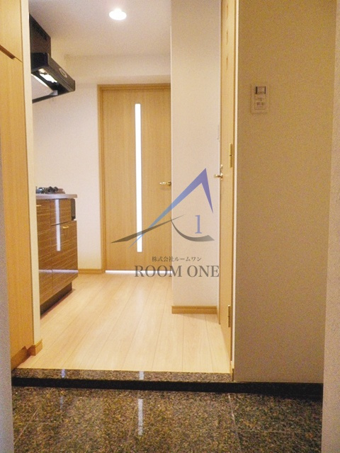 ルーブル池上六番館の玄関|玄関です。