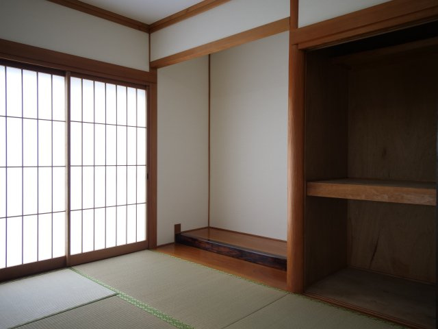 東畦戸建の和室