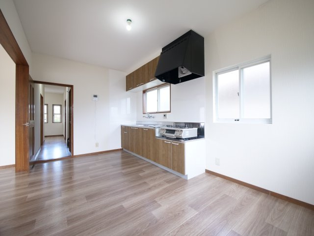 東畦戸建のキッチン