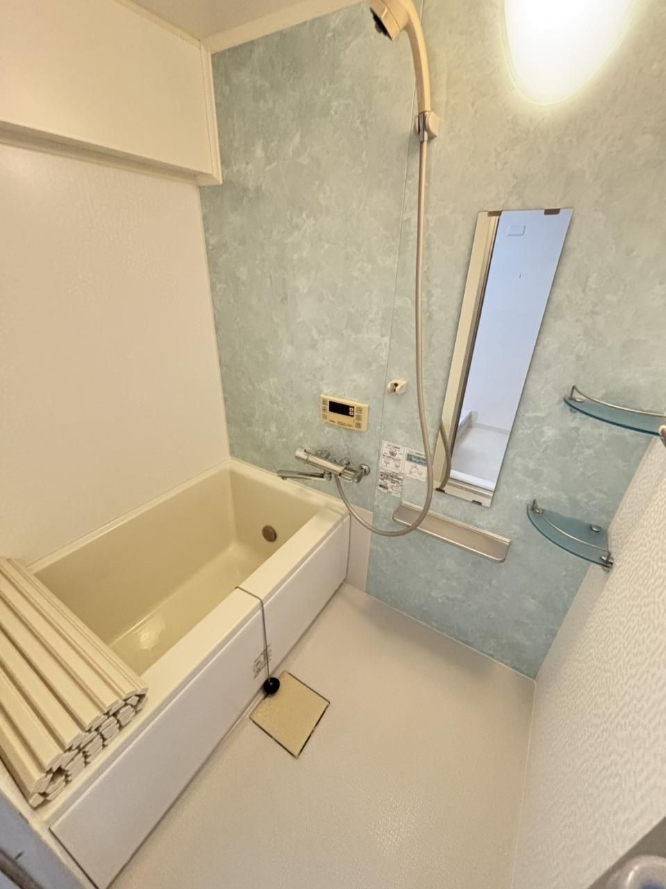 小金井市本町４丁目の中古マンションの浴室