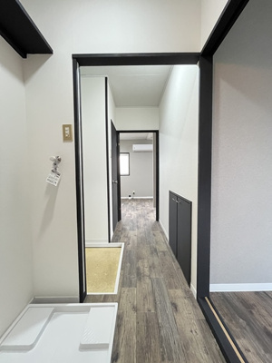 【玄関】 | プレジール加茂A