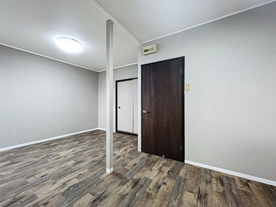 【居間・リビング】 | プレジール加茂A