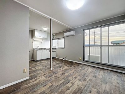 【居間・リビング】 | プレジール加茂A