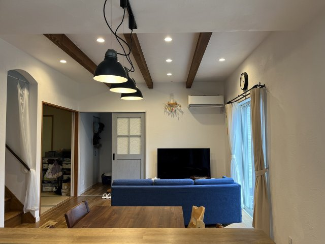 中古住宅　岩田西1丁目の居間・リビング