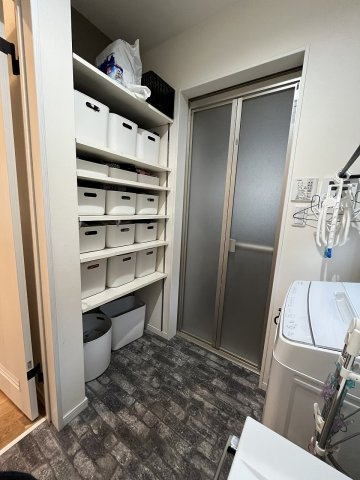 中古住宅　岩田西1丁目の脱衣所