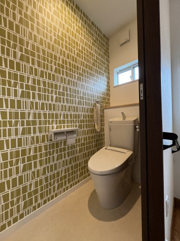 中古住宅　岩田西1丁目のトイレ
