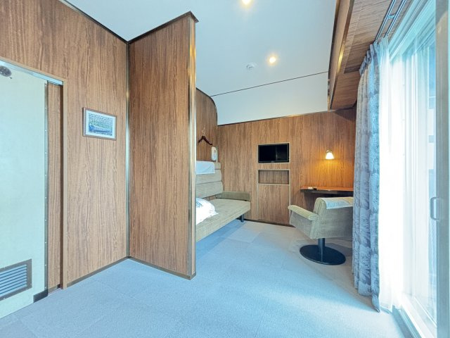 ｅｋｉｓｍ　さいたま新都心の居間・リビング